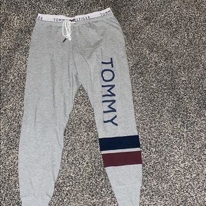 Tommy Hilfiger women’s sweatpants with waistband